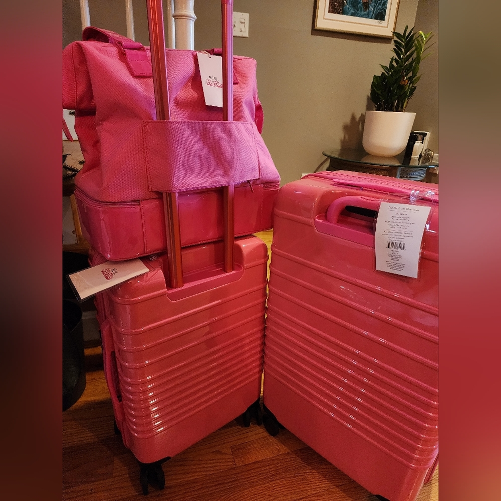 Beis x BARBIE 3 piece luggage set